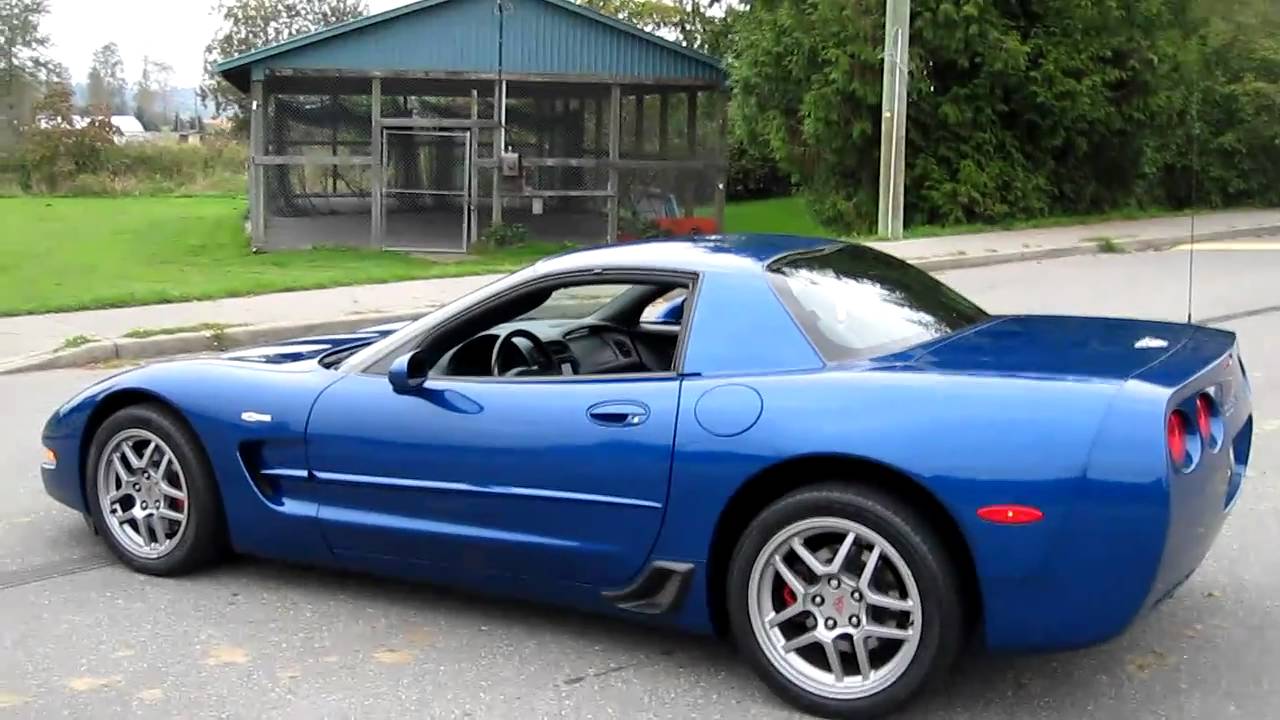 Corvette Generations/C5/C5 2003 Blue Left.jpg
